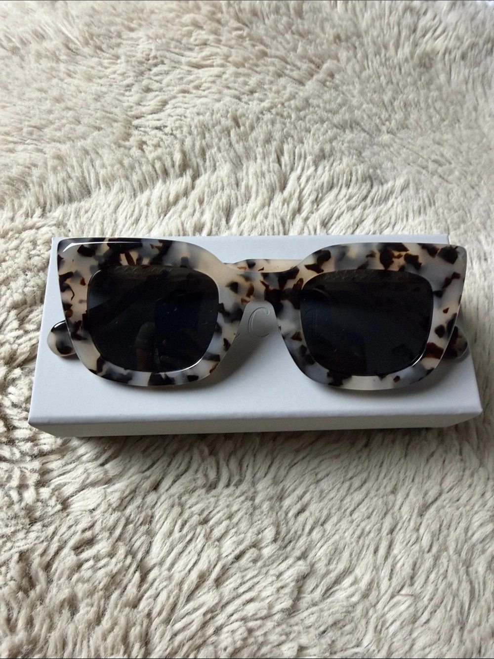 Neutral Tortoise Square Sunglasses - White & Brown Tortoiseshell